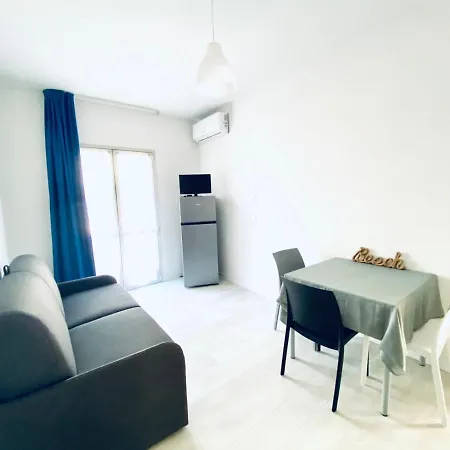 Apartment Augustus - Piazza Mazzini - Vicino Al Mare - Immobil Relax *