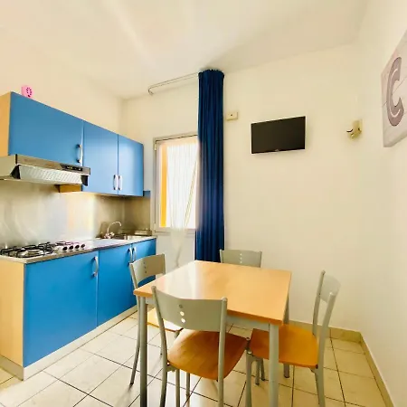 Augustus - Piazza Mazzini - Vicino Al Mare - Immobil Relax Apartment *
