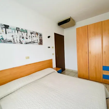 Apartment Augustus - Piazza Mazzini - Vicino Al Mare - Immobil Relax