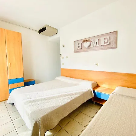 Augustus - Piazza Mazzini - Vicino Al Mare - Immobil Relax Apartment Lido di Jesolo