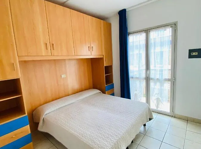 Augustus - Piazza Mazzini - Vicino Al Mare - Immobil Relax * 리도 디 예솔로