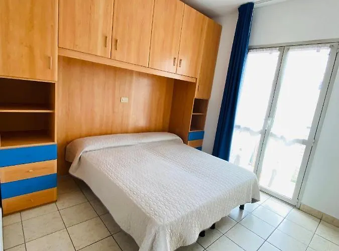 아파트 Augustus - Piazza Mazzini - Vicino Al Mare - Immobil Relax *