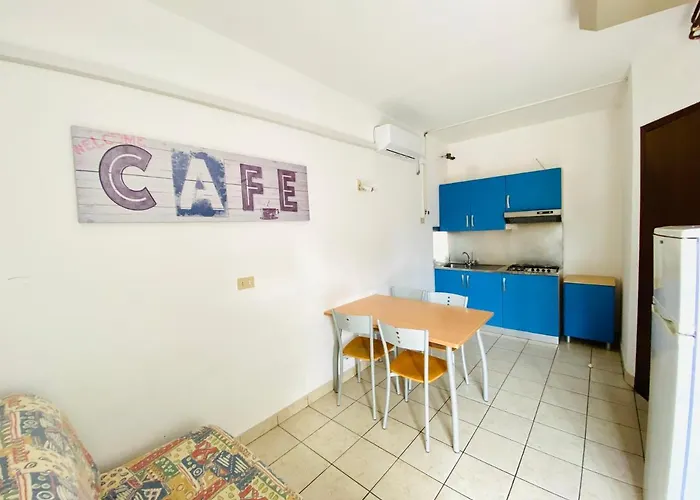 Augustus - Piazza Mazzini - Vicino Al Mare - Immobil Relax 아파트 리도 디 예솔로