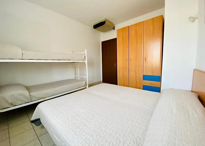 Augustus - Piazza Mazzini - Vicino Al Mare - Immobil Relax * 리도 디 예솔로