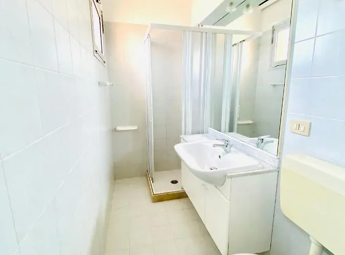 Augustus - Piazza Mazzini - Vicino Al Mare - Immobil Relax 아파트