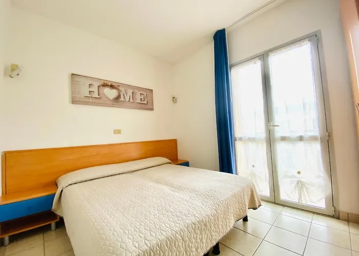 Augustus - Piazza Mazzini - Vicino Al Mare - Immobil Relax 아파트