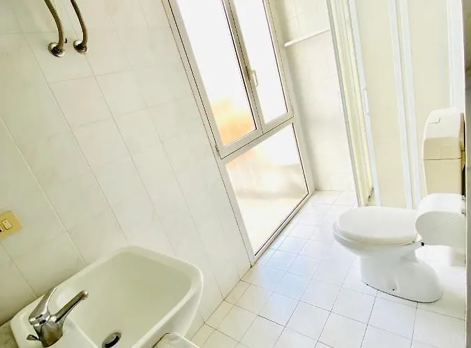 Augustus - Piazza Mazzini - Vicino Al Mare - Immobil Relax 리도 디 예솔로